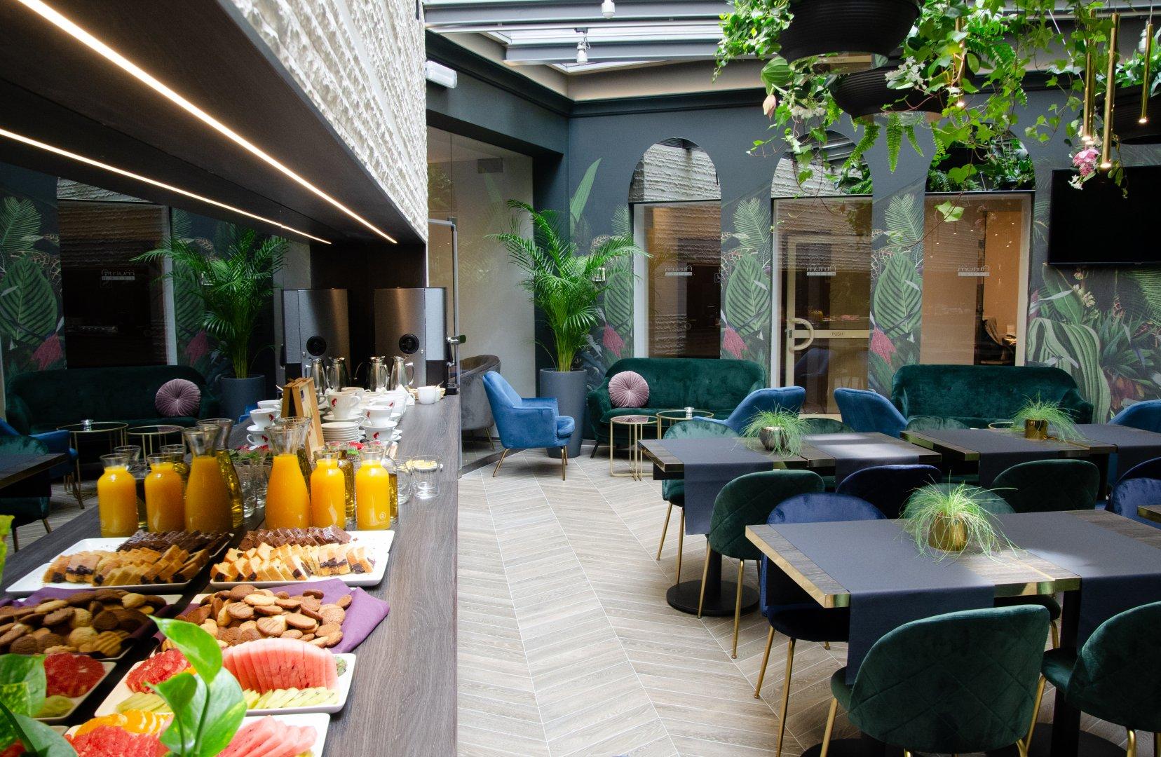Hotel Atrium 3*