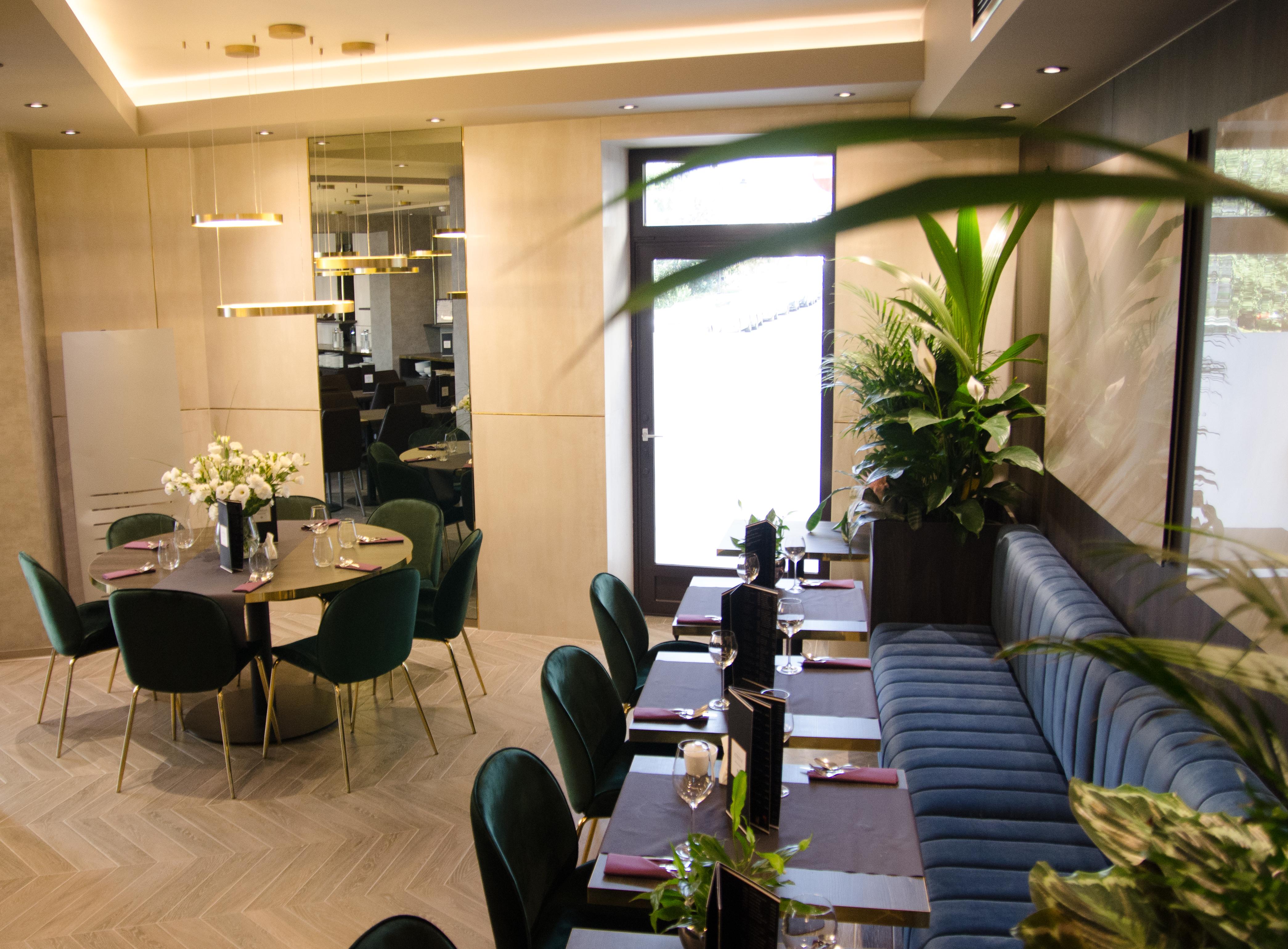 Hotel Atrium 3*