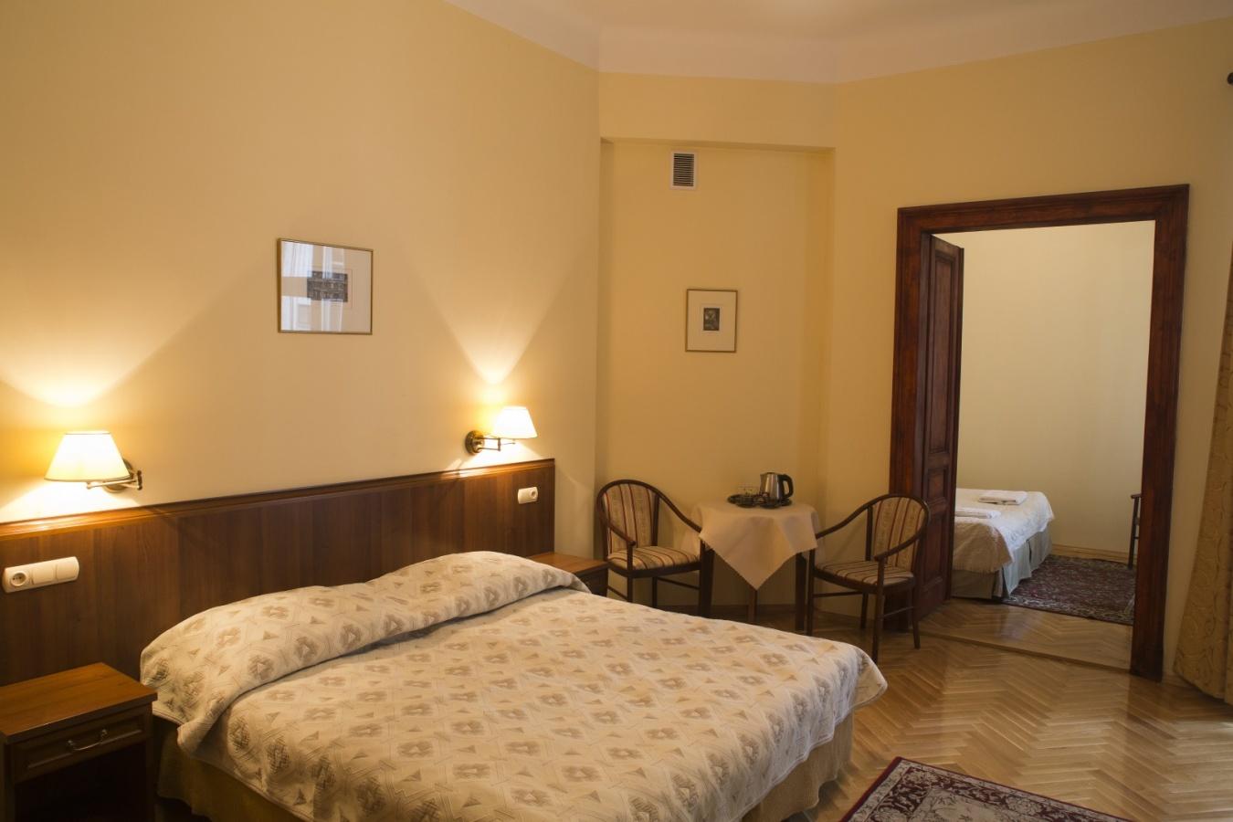 Aparthotel Basztowa 3*