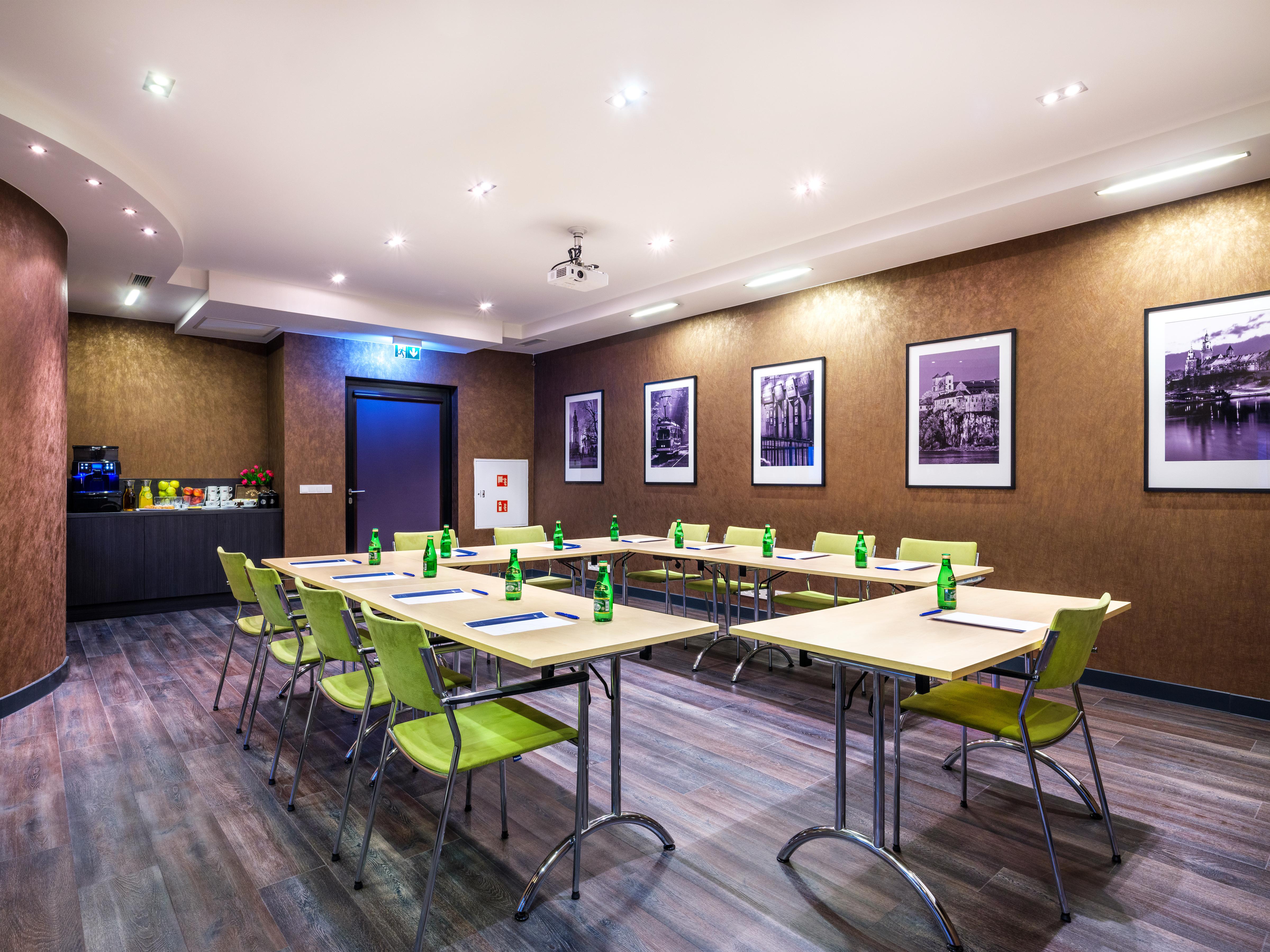 Logos Hotel 3*