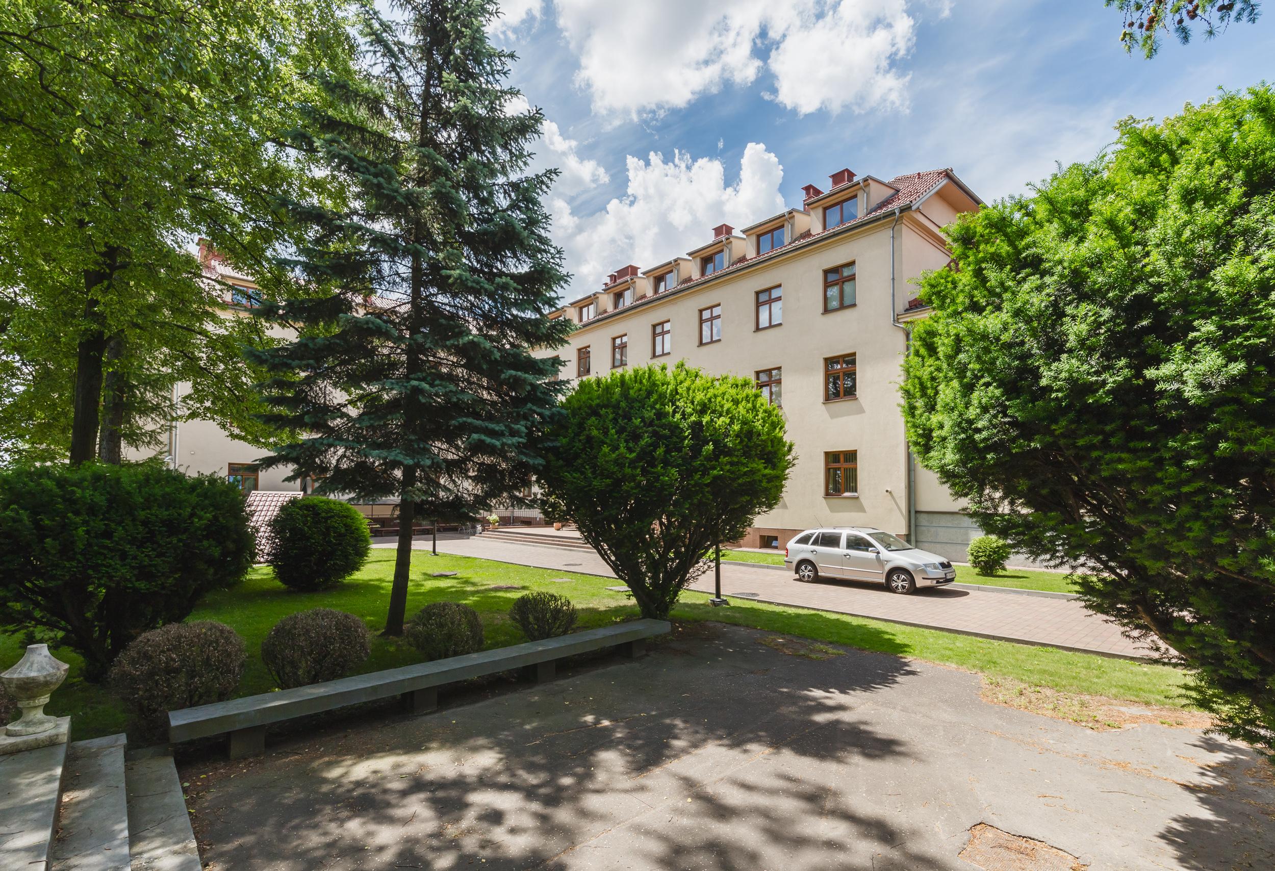 Hotel Domus Mater
