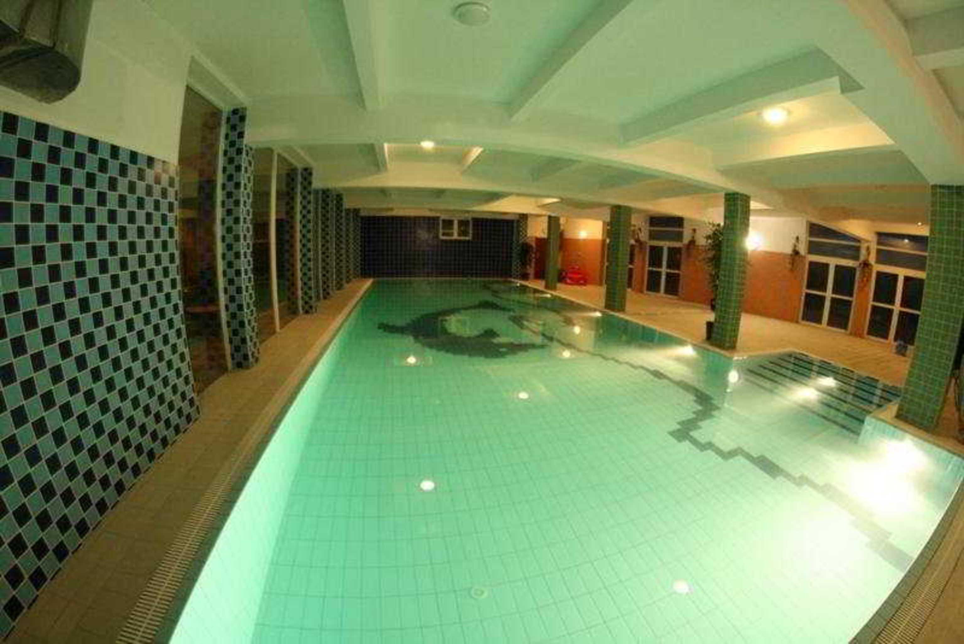 Daisy Superior Hotel