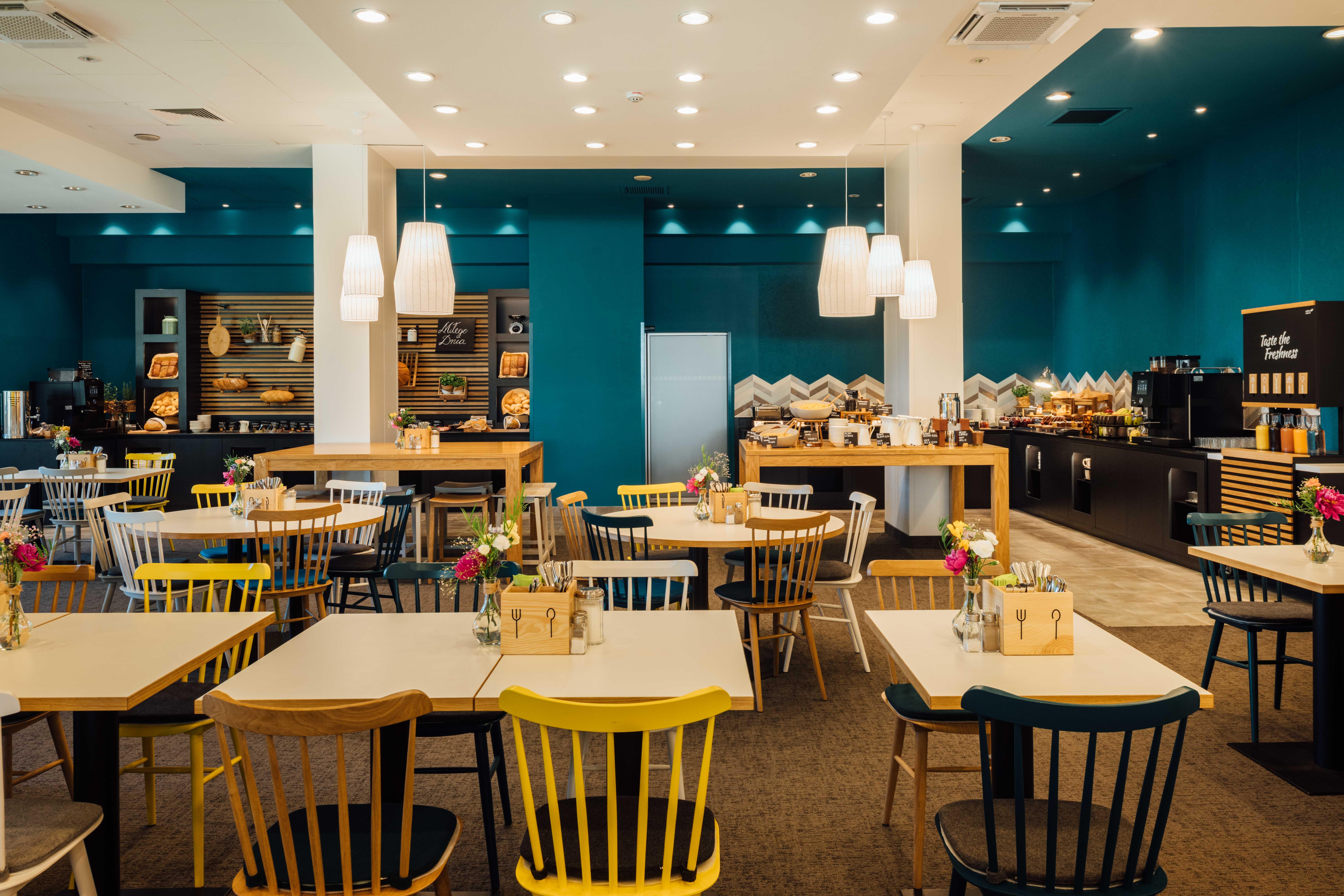Hotel Vienna House Easy By Wyndham Cracow 3*