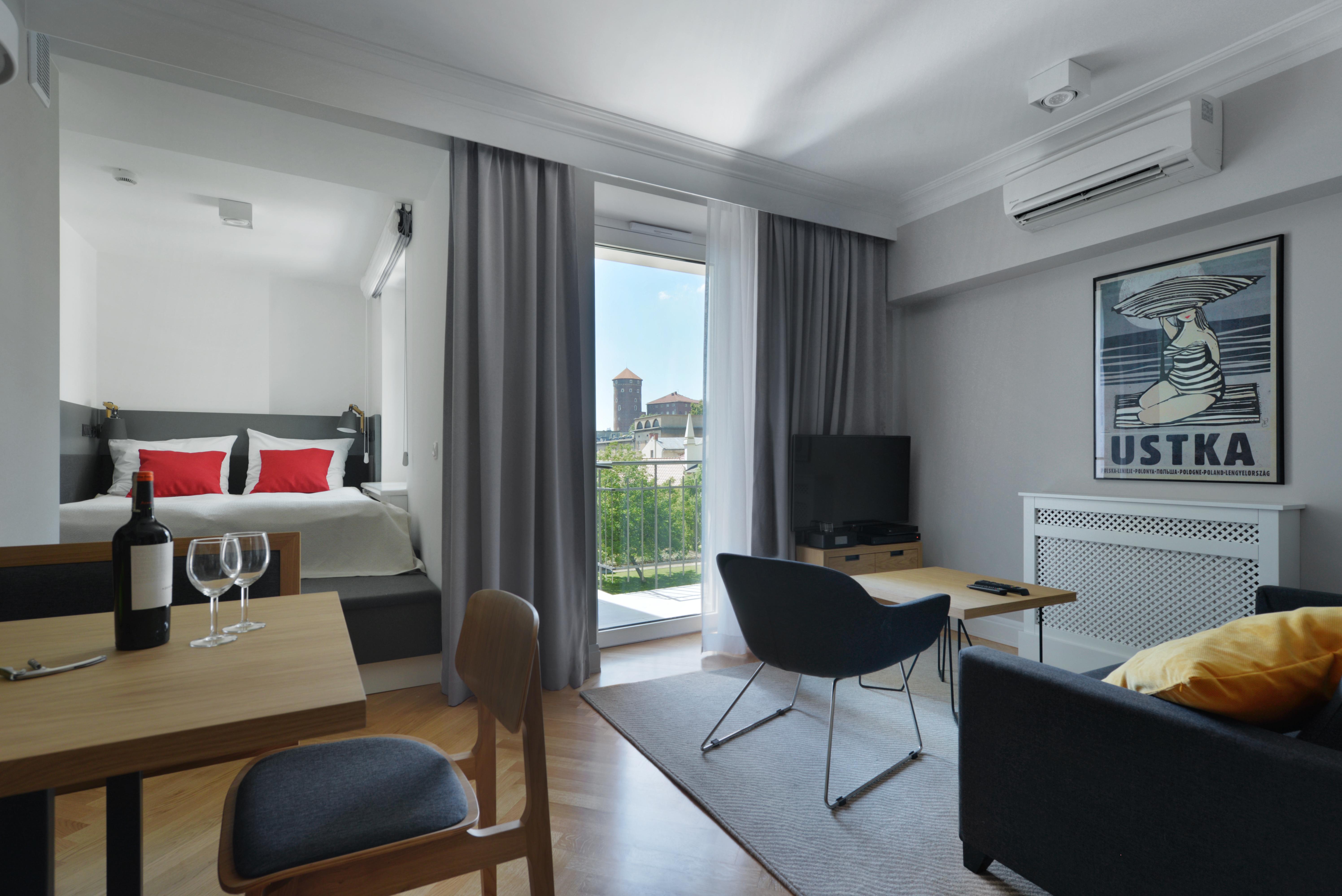 Stradonia Serviced Aparthotel