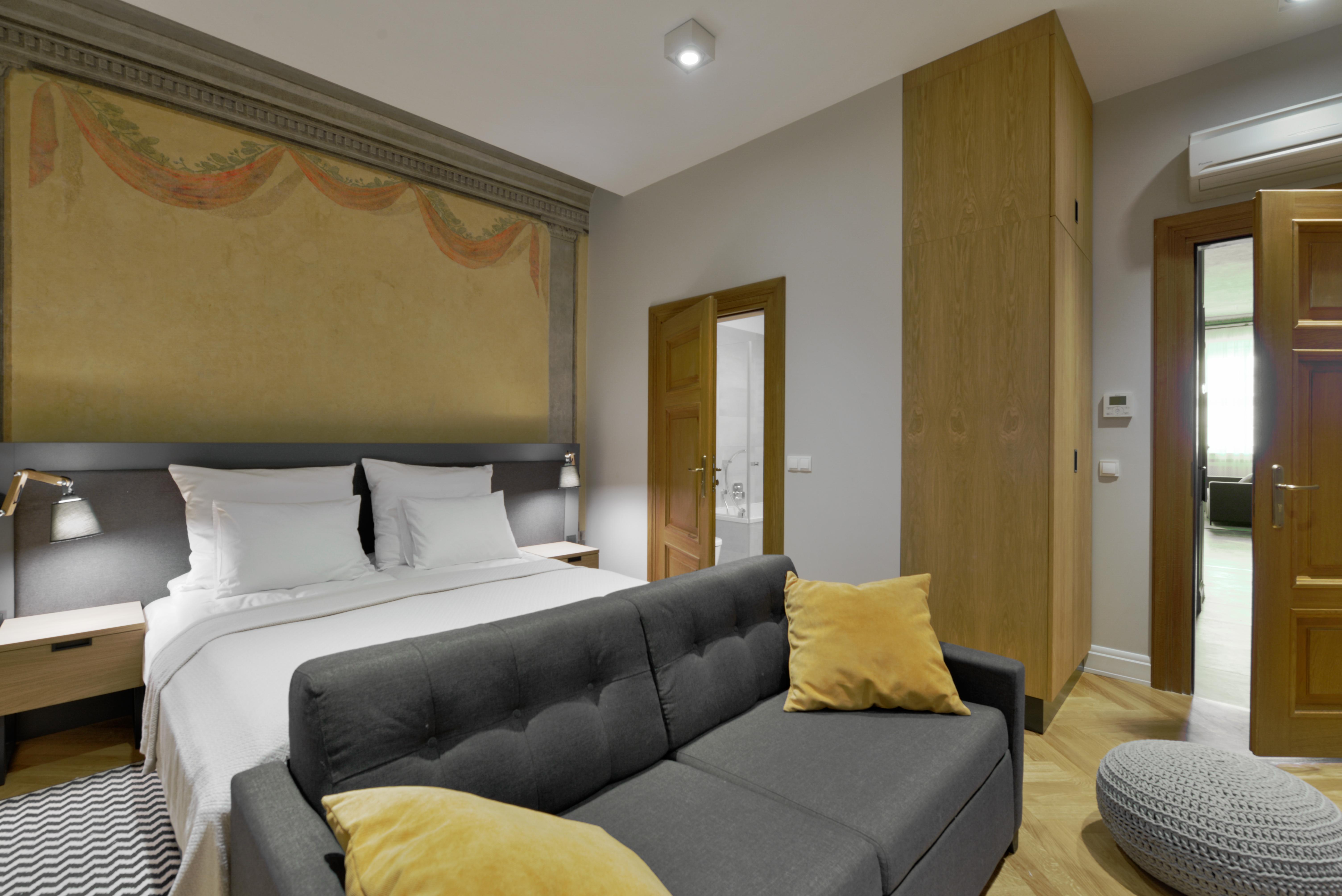 Stradonia Serviced Aparthotel