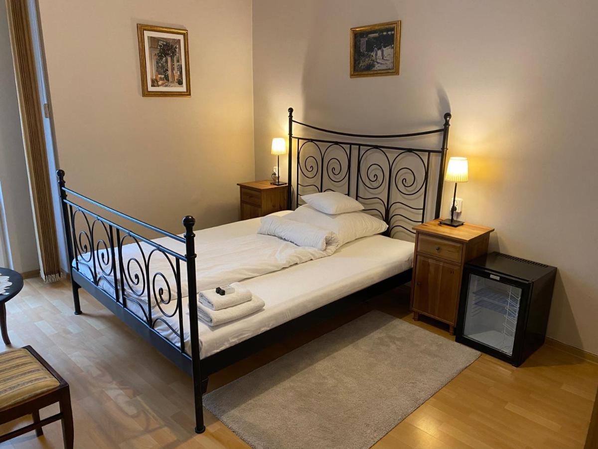 Aparthotel Maria 2*