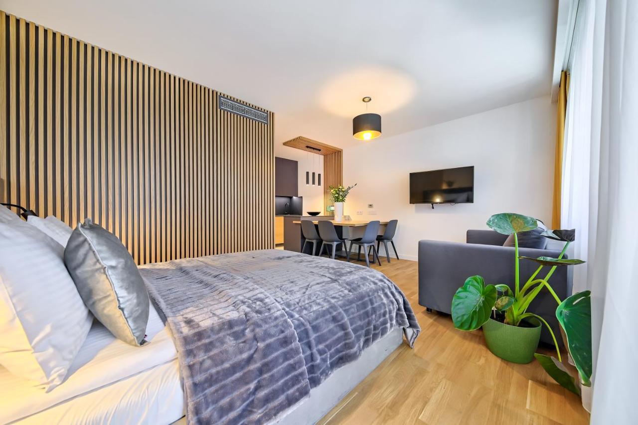 Inpoint G15 Near Old Town & Kazimierz District & Parking Option