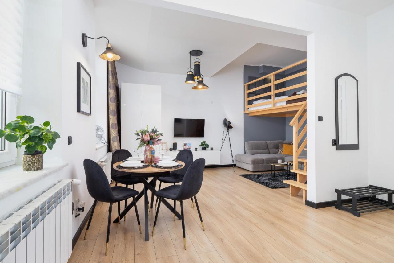 Arianska Studio With Mezzanine Cracow Center By Renters Krakow