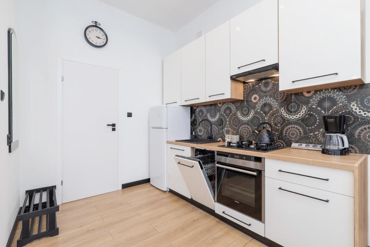 Arianska Studio With Mezzanine Cracow Center By Renters Krakow