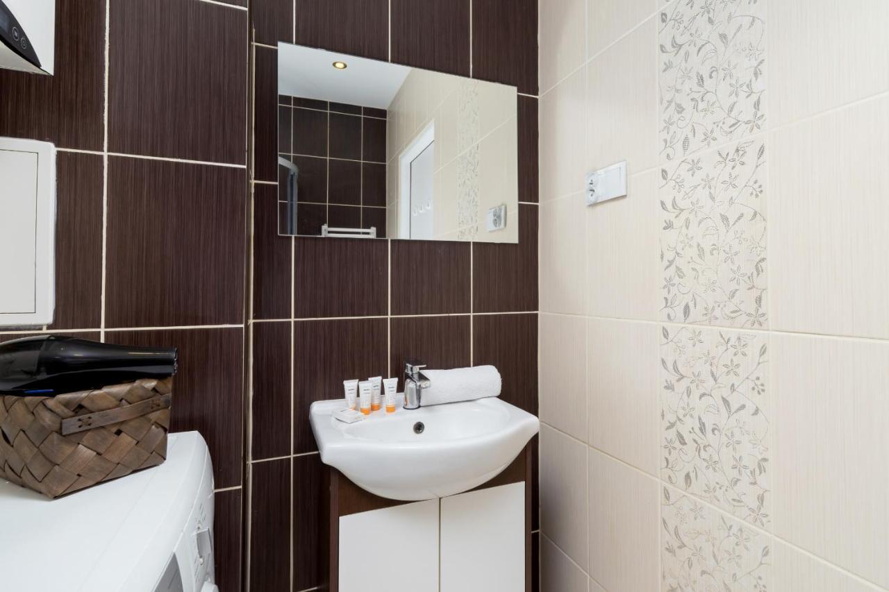 Apartment Arianska Studio With Mezzanine Cracow Center By Renters Krakow