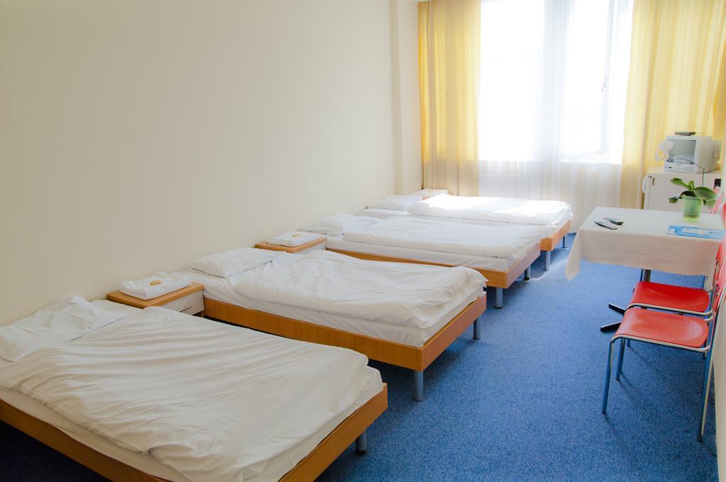 Hostel Dom Turystyczny Indigo *