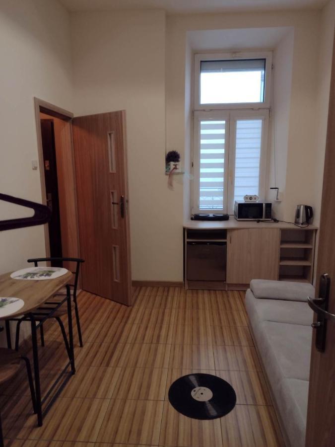 Little Big Bc - Modern Krakow