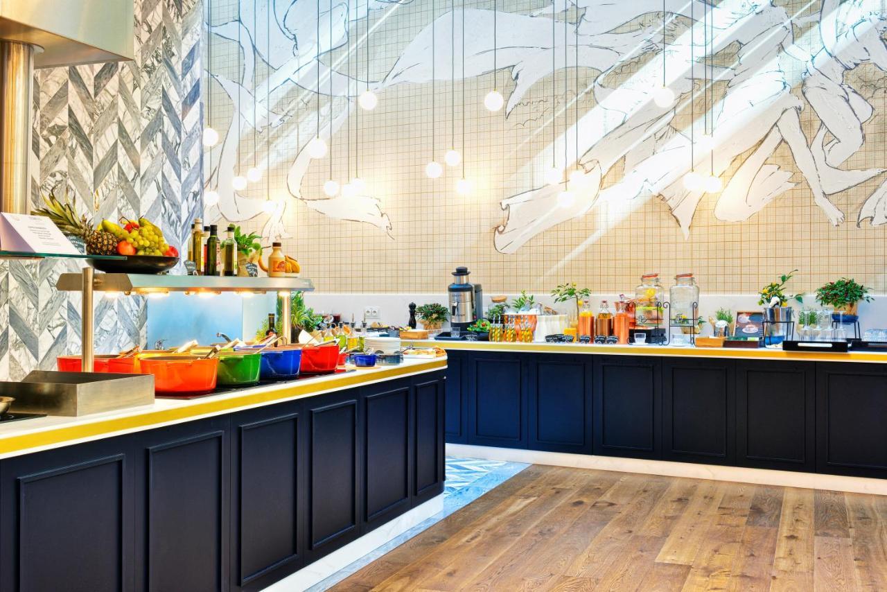 Ferreus Modern Art Deco Hotel 5*