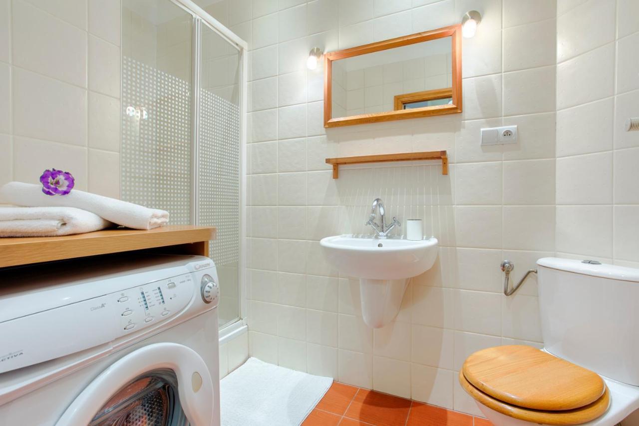 Tyzenhauz Economy Apartment