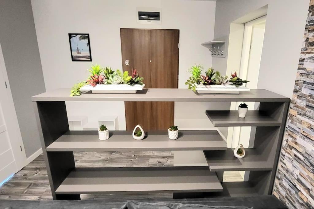 Modern, Balcony, 5 Os, Down Town Appartement *