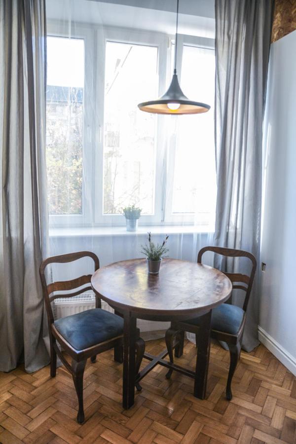 Lion - Gold Homestay Krakow