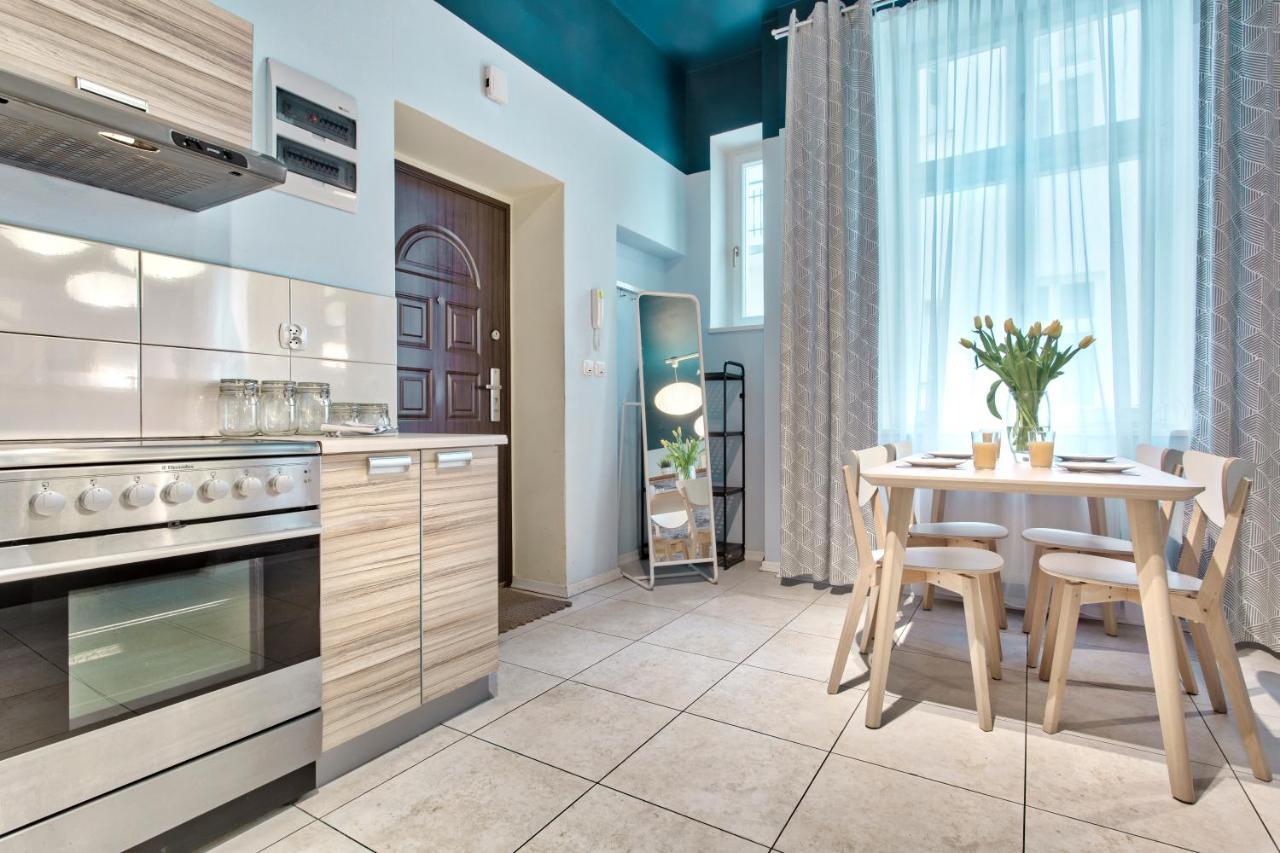 Tyzenhauz Economy Apartment