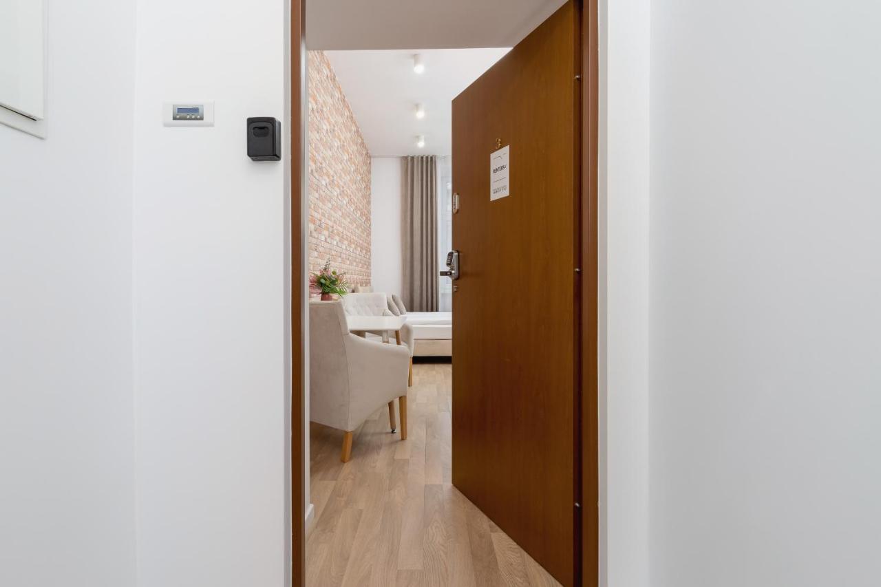 Apartment Beautiful Dietla By Renters Krakow