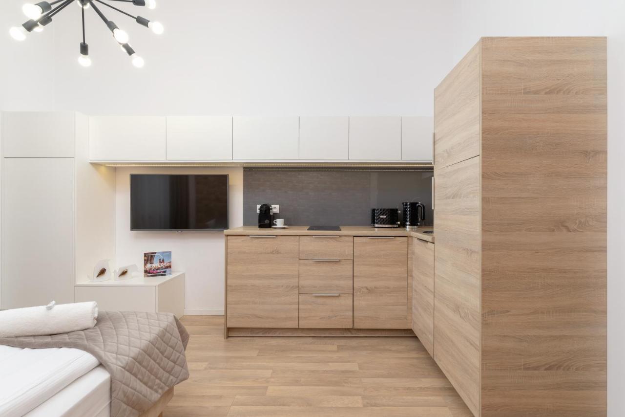 Beautiful Dietla By Renters Apartment Krakow