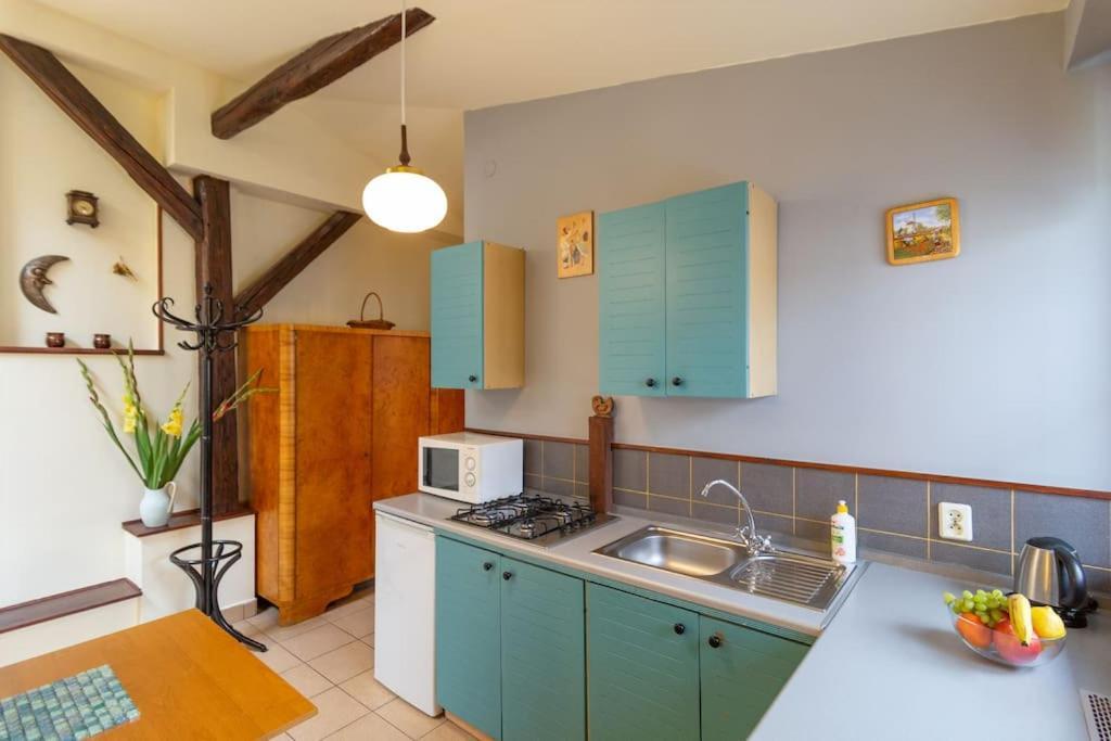 Apartment Art Loft