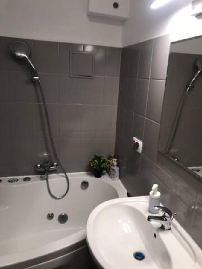 Apartment Studencka Street *