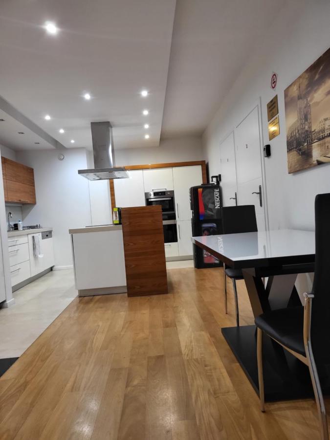 Appartement Amber 127 *