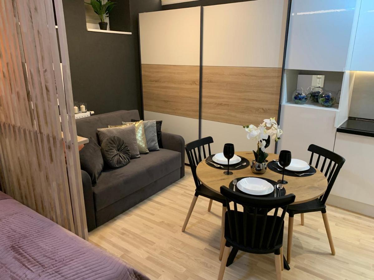 Petit Apartment