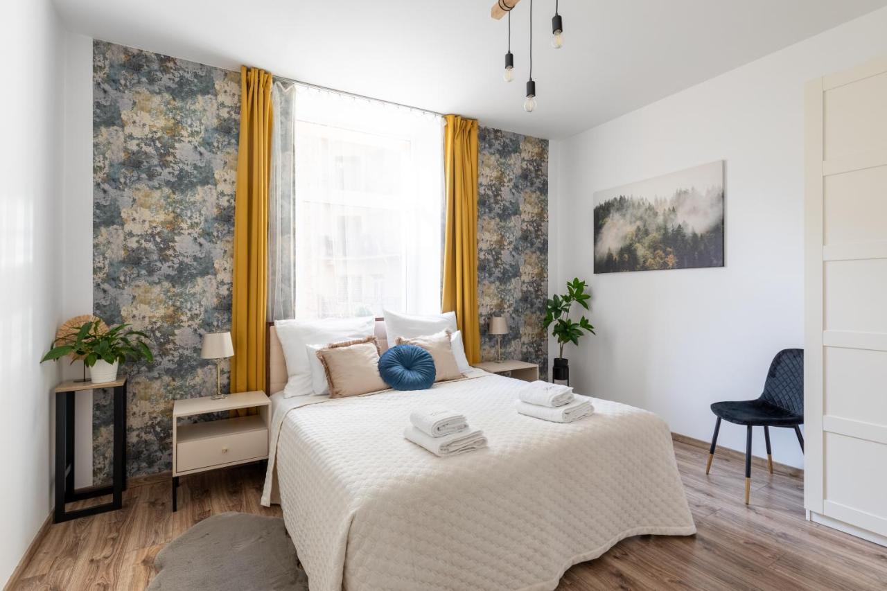 Apartment Luxe Living Castle View *
