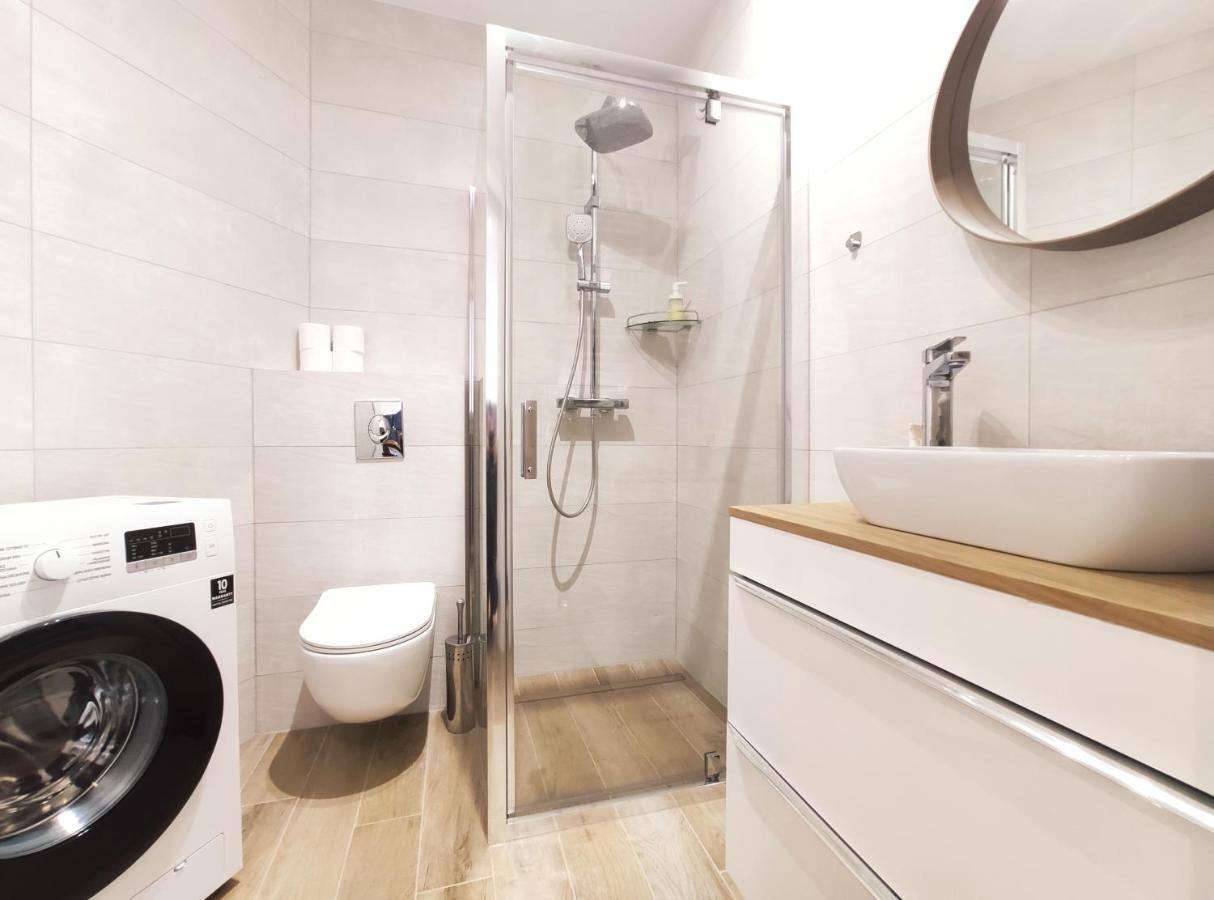 Mogilska 120d By Homeprime Apartment *