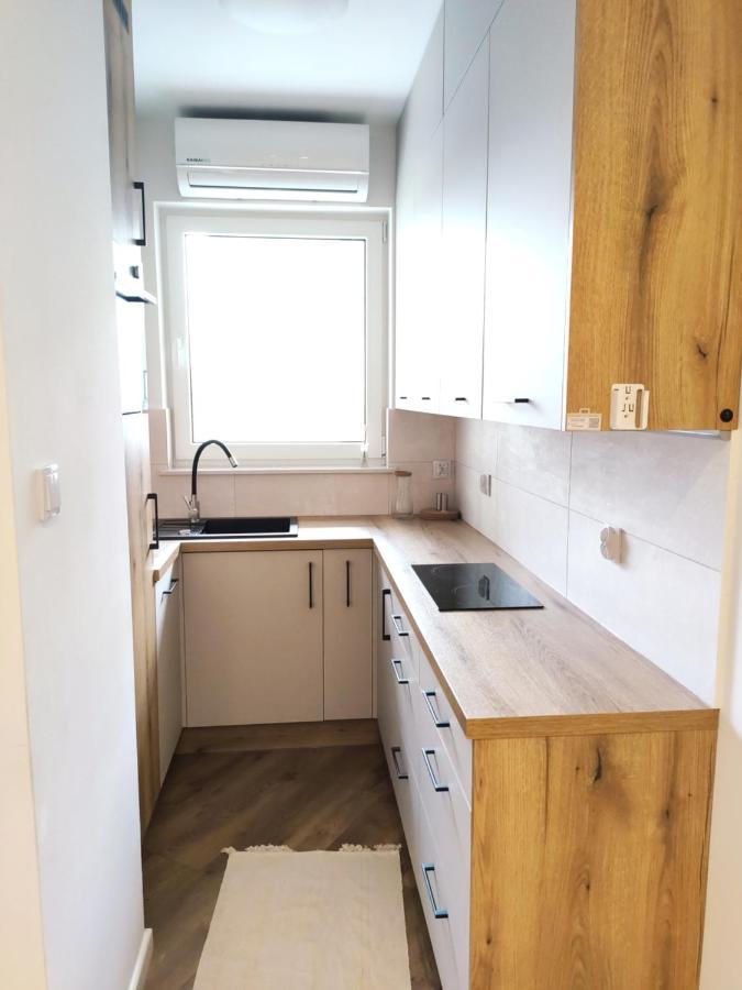 Mogilska 120d By Homeprime Apartment *