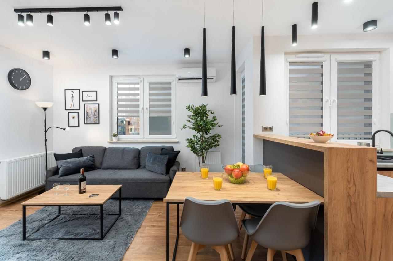 Romanowicza Prestige Place Apartment Krakow