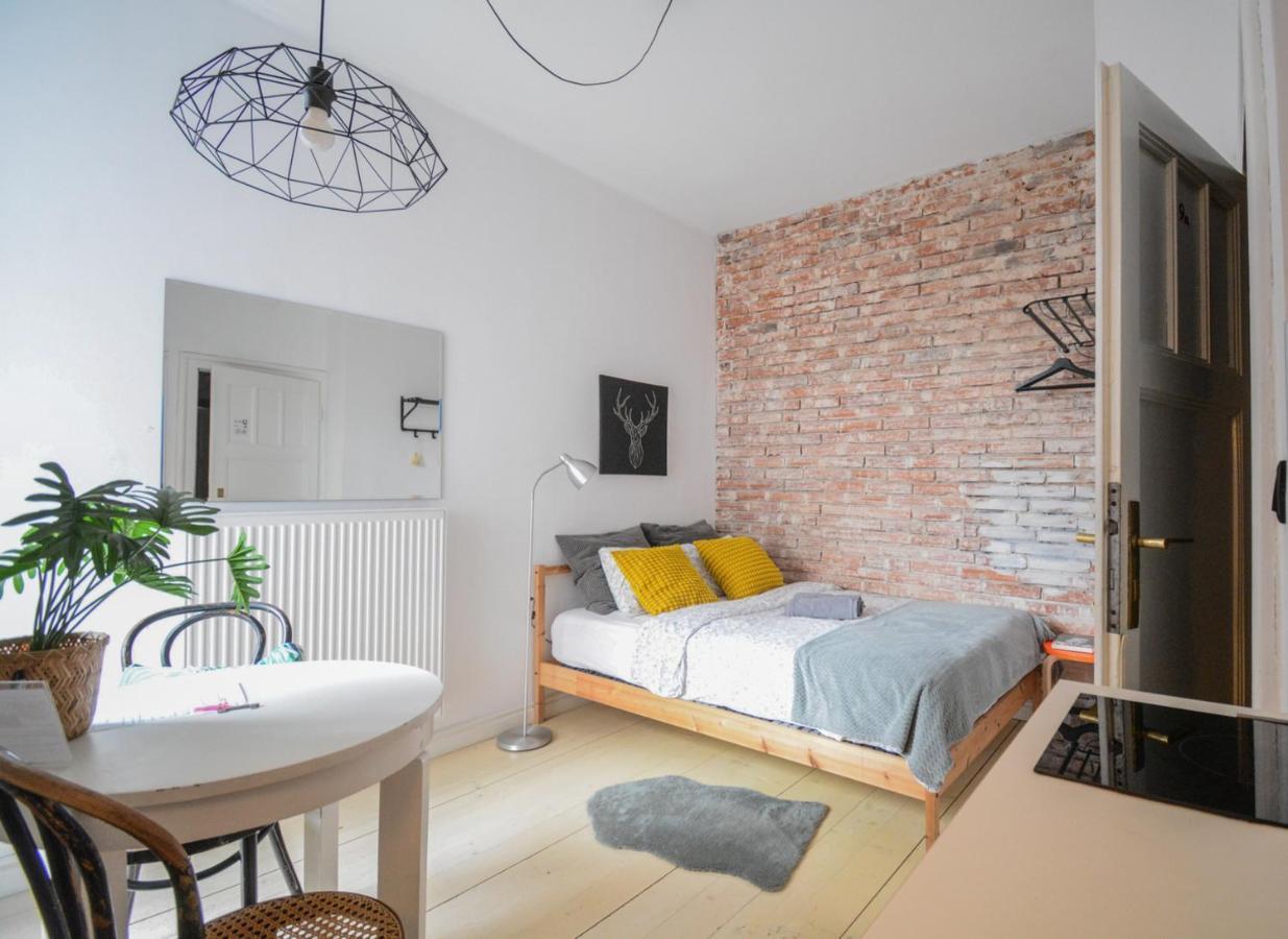 Lion - Gold Homestay