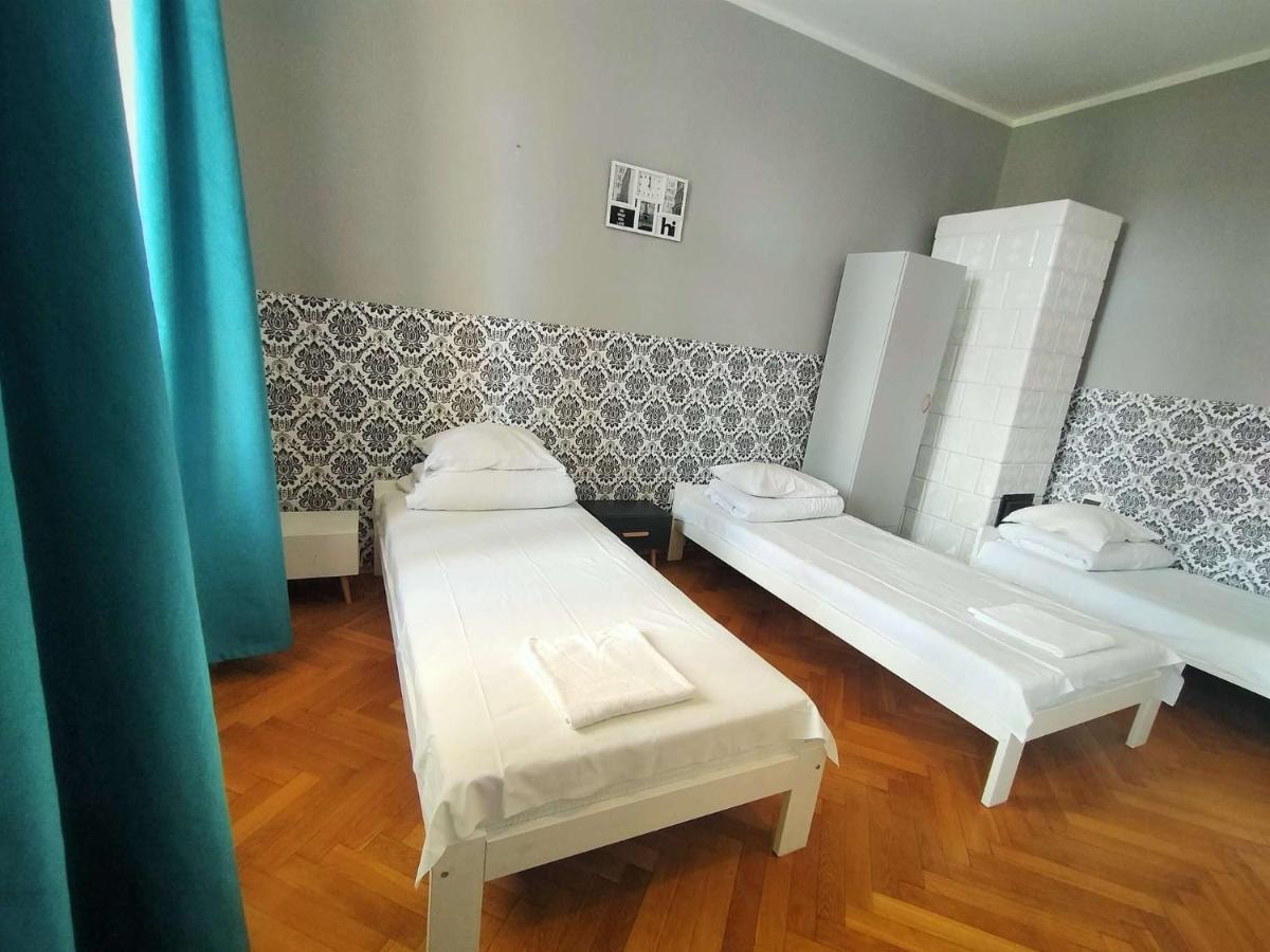 Apartment In The Heart Of ! 2 *