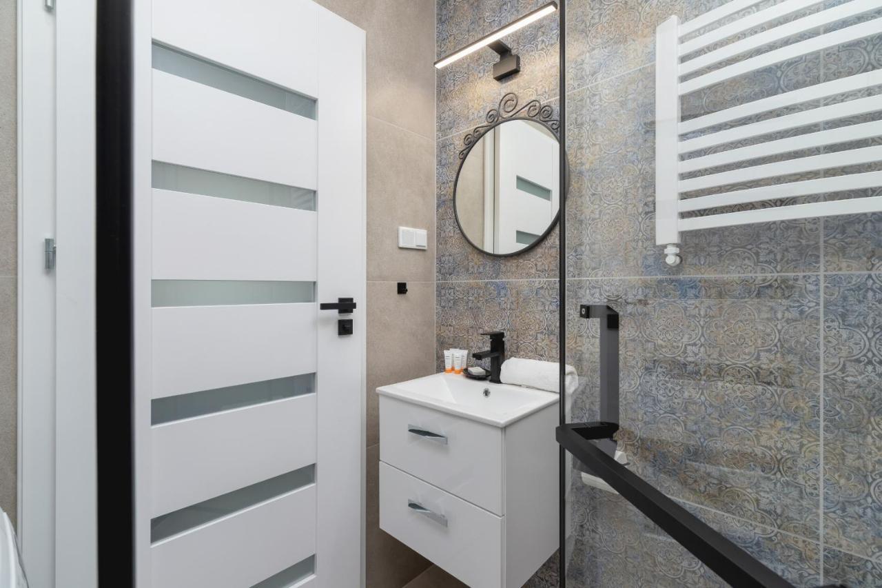 Apartment Modern Cracow Rakowicka 14 By Renters *