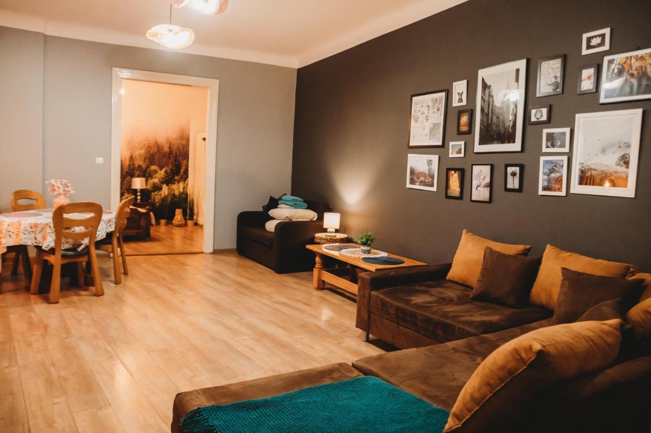 Fatcat Apartment *