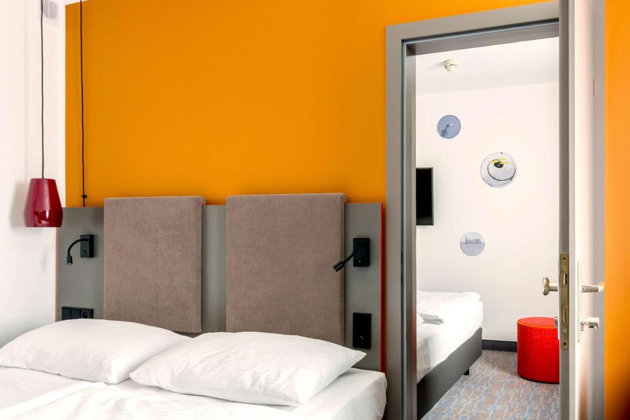 Hotel Vienna House Easy By Wyndham Cracow 3*