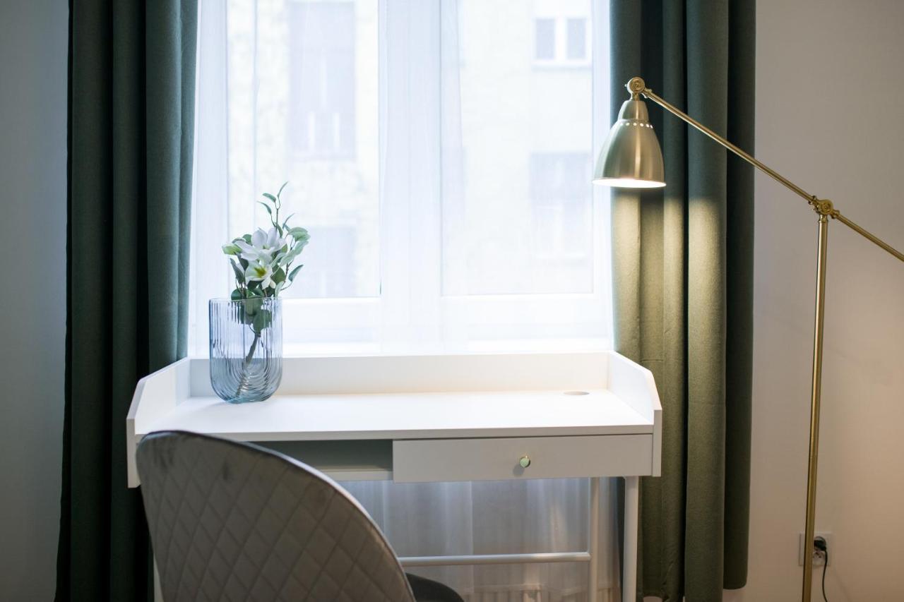 Wawelove Pilsudskiego - 3 Bedroom Apt. With Balcony And Free Parking!