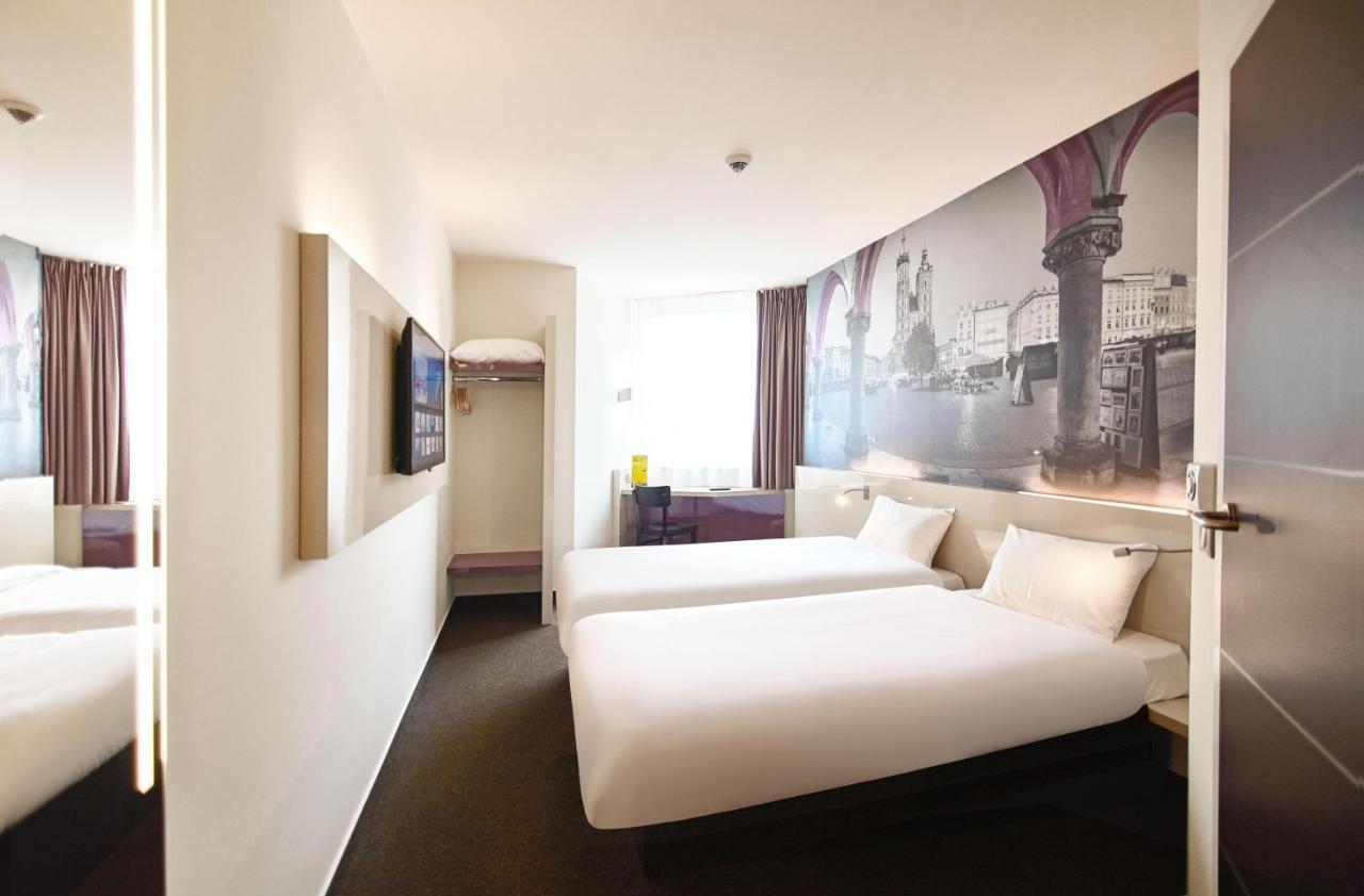 Centrum Hotel 2*