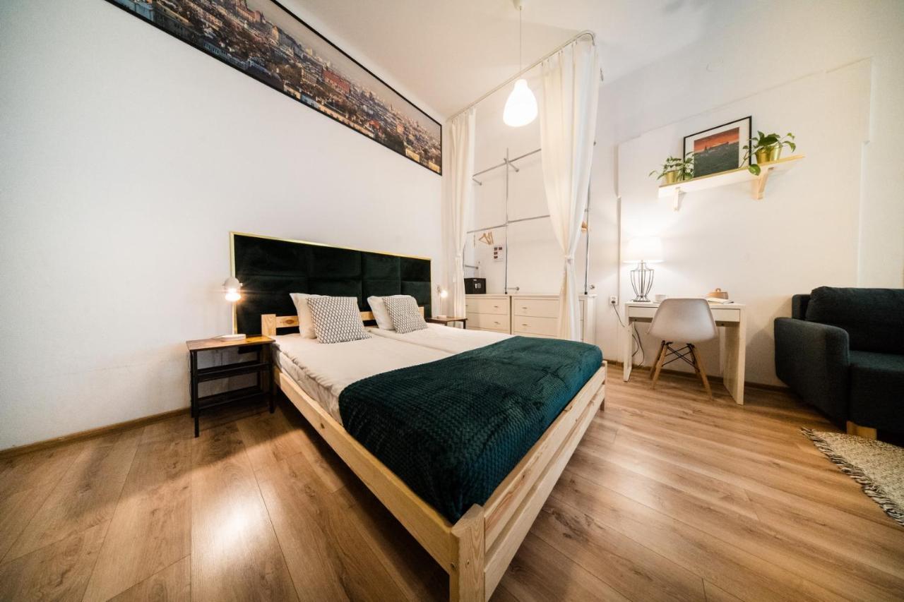 Roller Hotel apartamentowy *