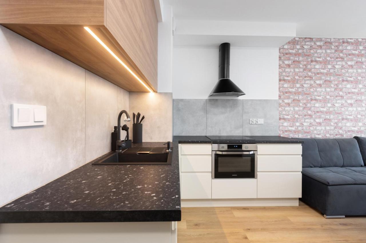 Apartment Apartament Przy Tauron Arenie *