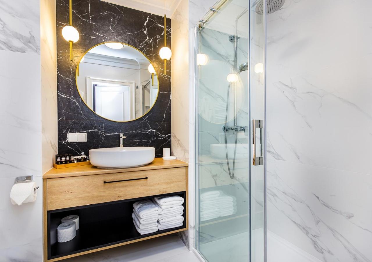 Bentis Luxury