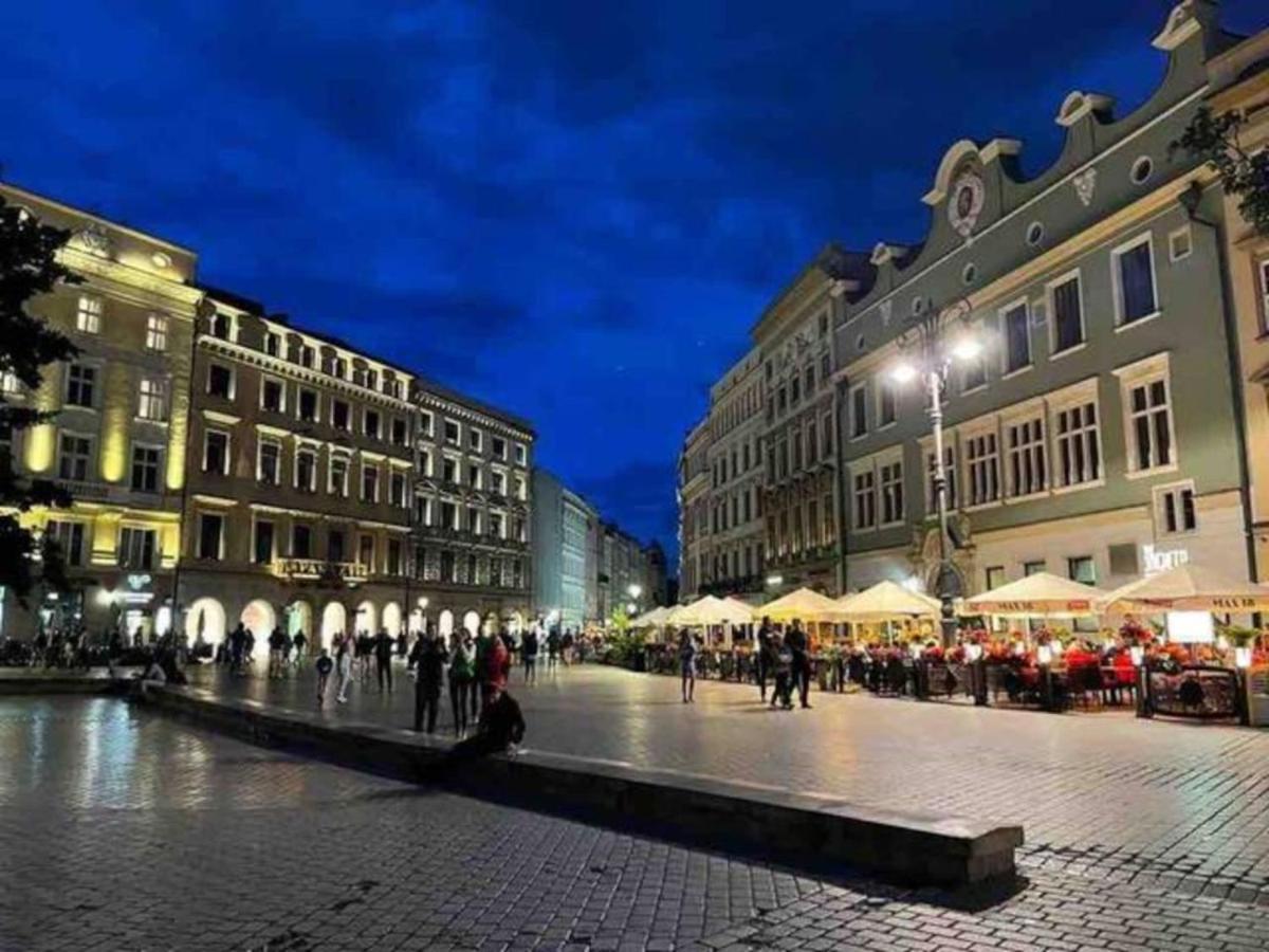 Old Town / Florianska 29 *