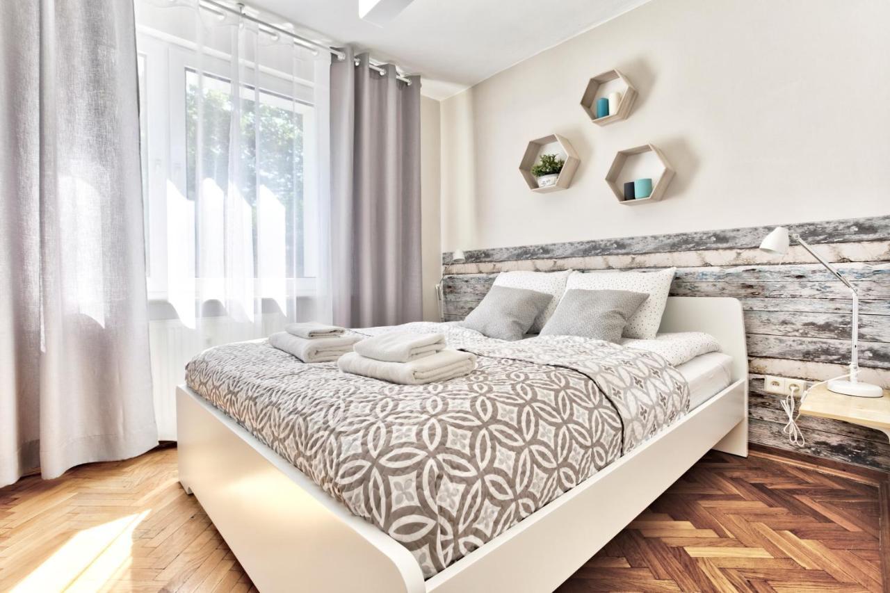 Apartment Tyzenhauz Lobzowska Street *