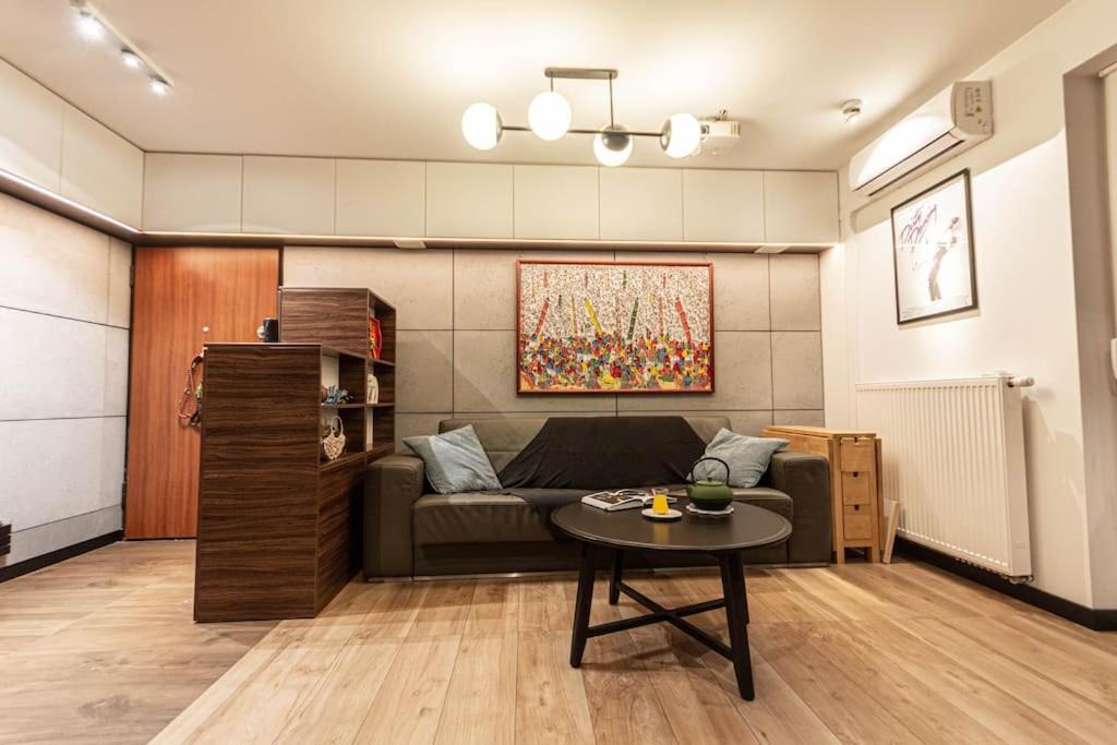 G76 Free Parking Apartment *