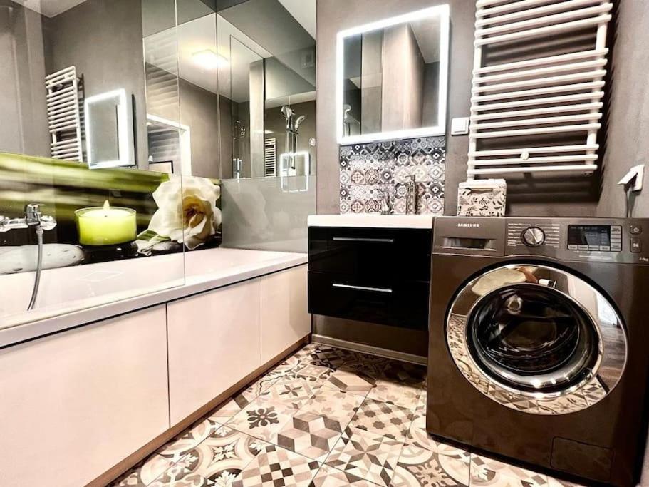 Stylish In City Centre Apartment