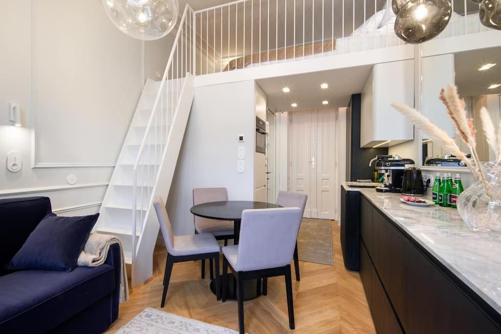 Polish Design Apartment *
