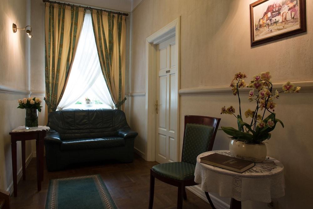 Karmel 3* Krakow