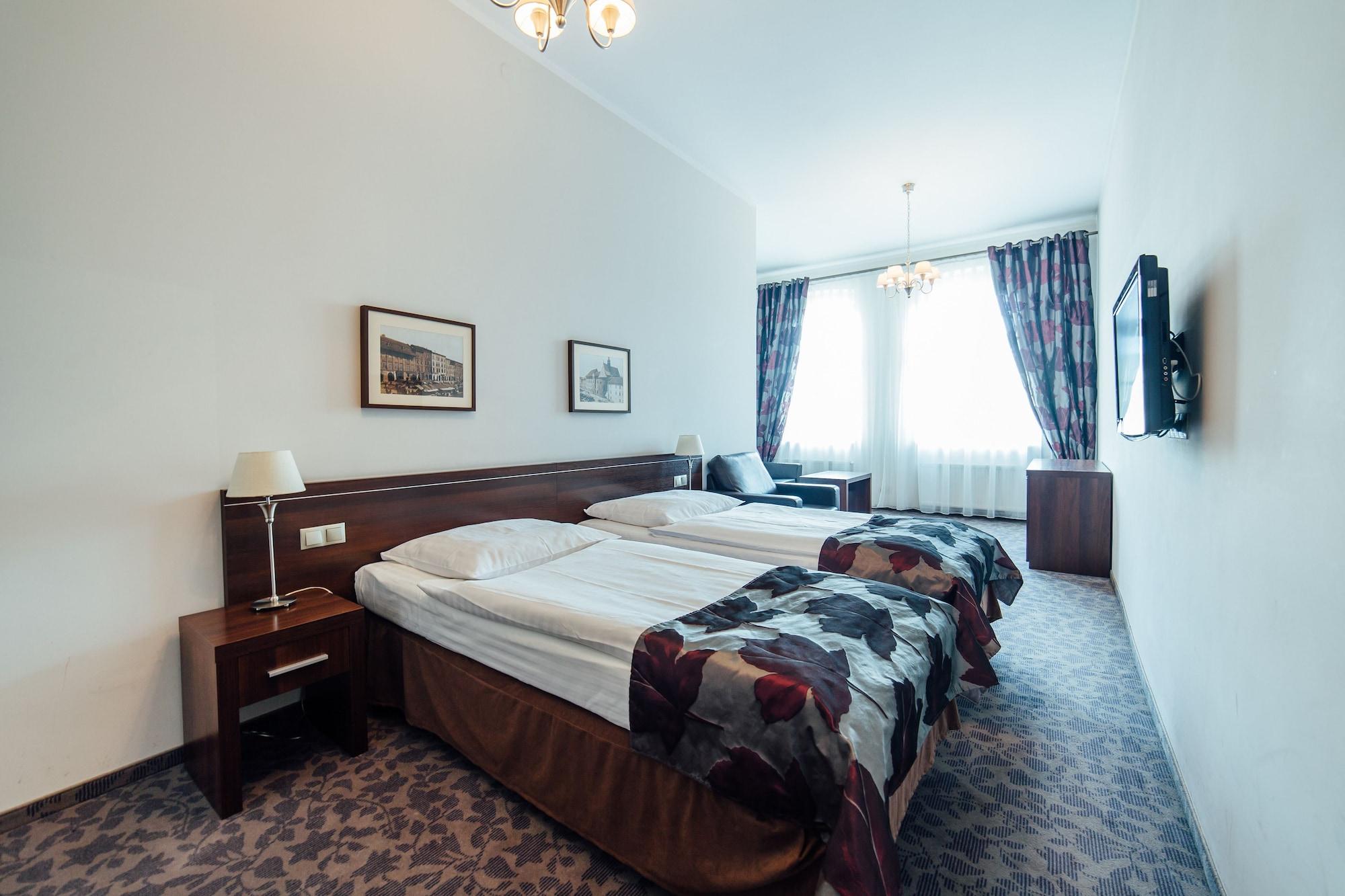 Rezydent Hotel