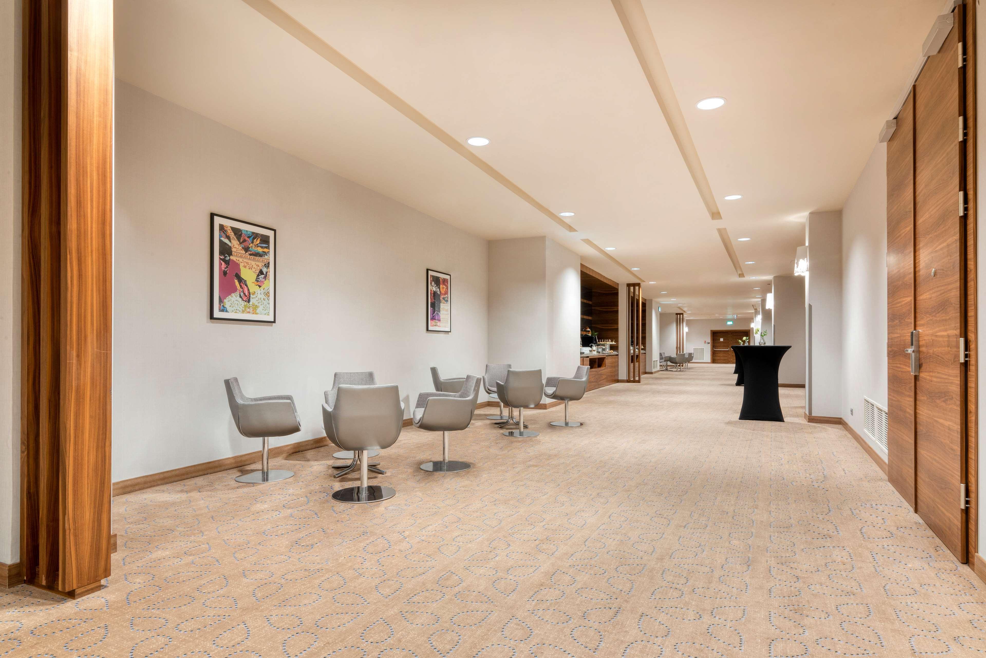 Doubletree By Hilton & Convention Center Hotel 4*