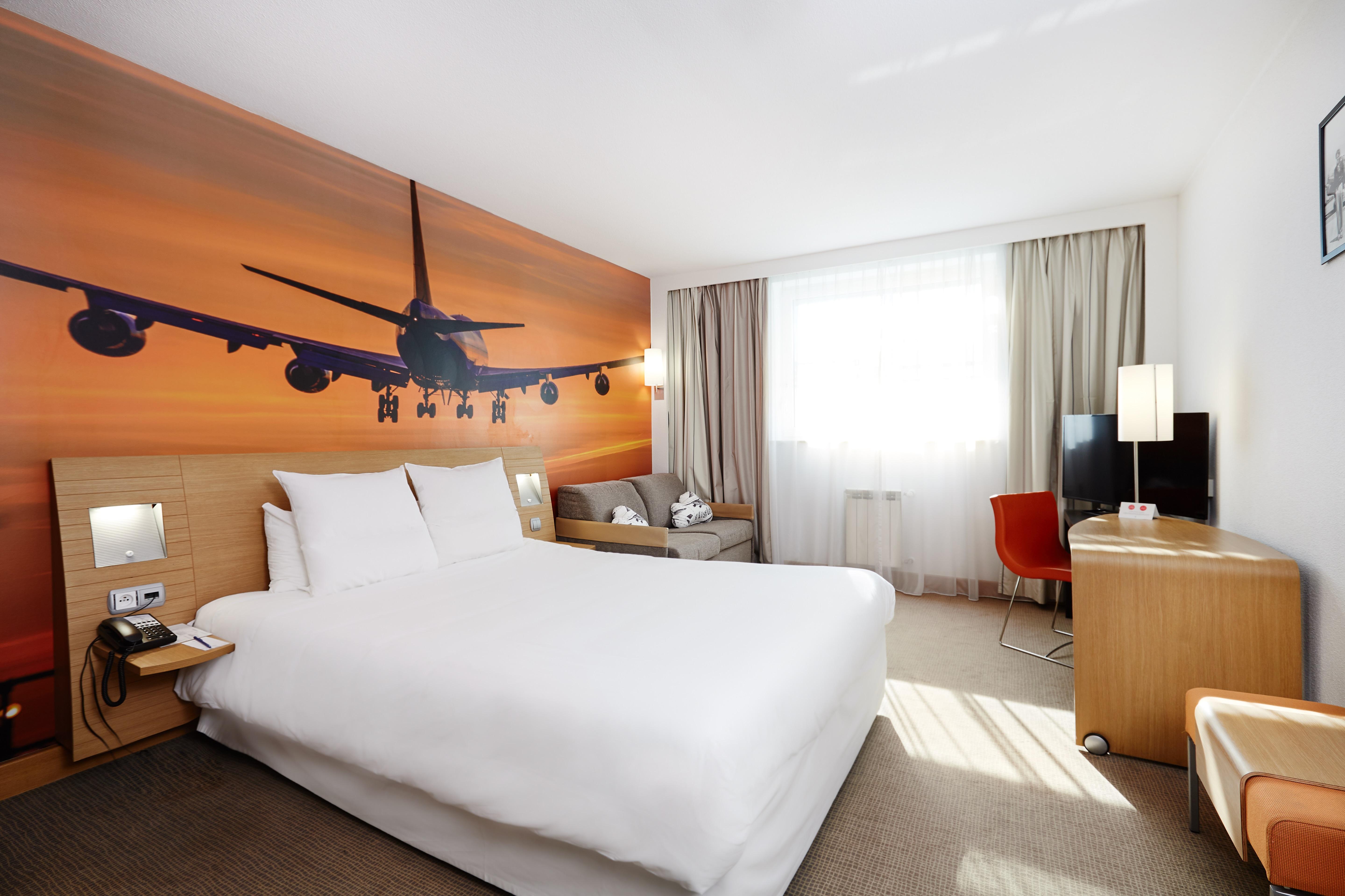 Hotel Novotel City West 4*